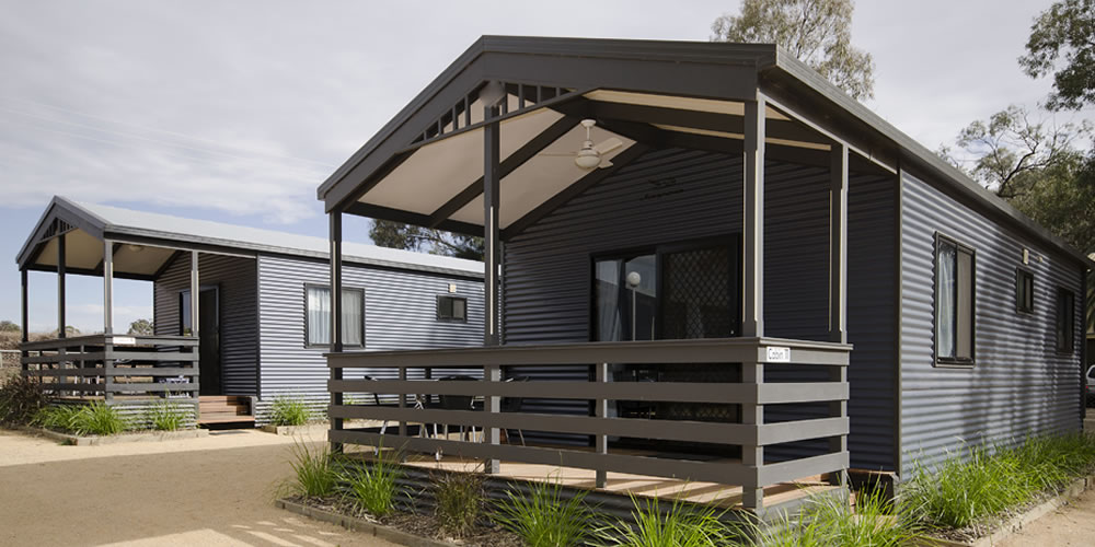 Deluxe Cabins at Kingston on Murray Caravan park